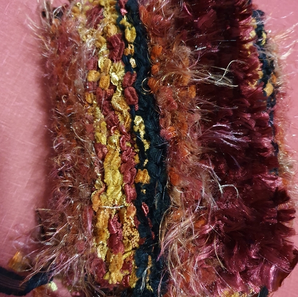 Multicoloured Warm fluffy Wool Knitted Scarf - Picture 6 of 7